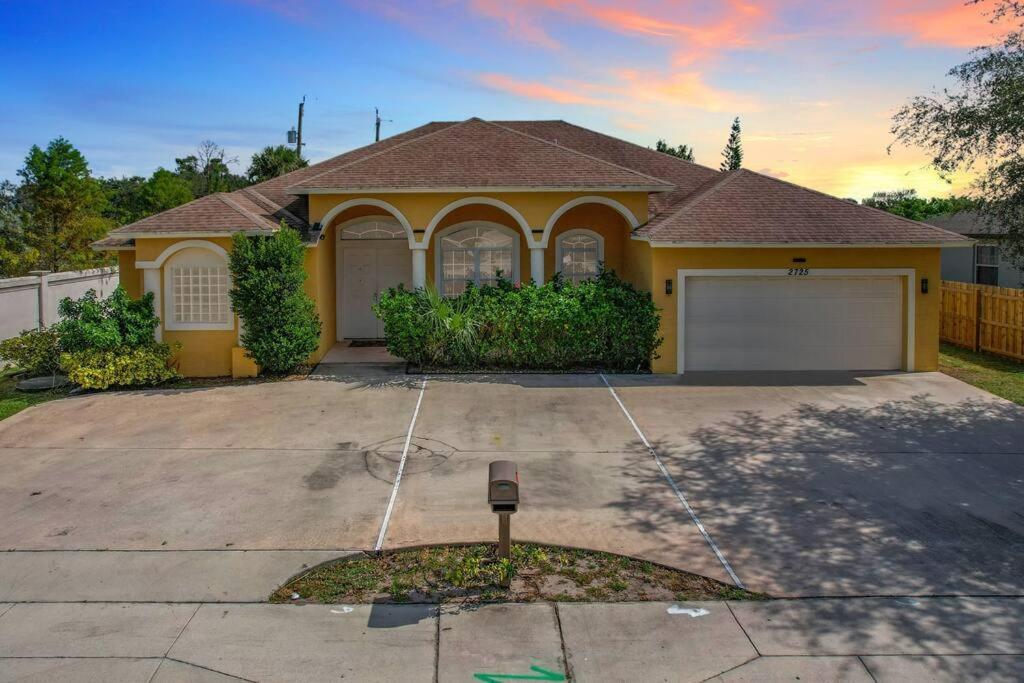 Discover Your Oasis: Tropical Haven In Central Psl Port St. Lucie Esterno foto